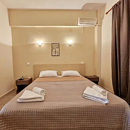 فندق Loutrouvia